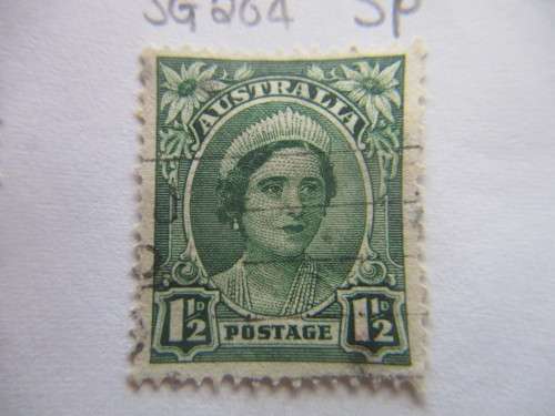 AUSTRALIA - USED MOUNTED STAMPS AND THE LYRE BIRD STAMP 1932