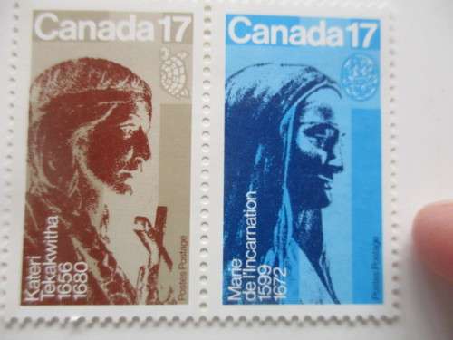 CANADA - UNUSED PREVIOUSLY MOUNTED  STAMPS