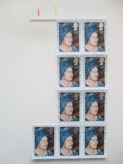 GREAT BRITAIN - QUEEN ELIZABETH 12P BLOCK OF MINT STAMPS