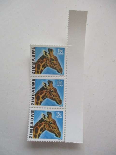 ZIMBABWE  15c  MINT GIRAFFE STAMPS X3