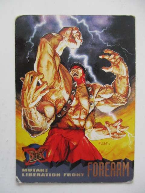 DC / MARVEL FLEER ULTRA TRADING CARD  1995 / FOREARM