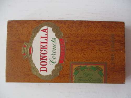 DONCELLA CORONETS CIGAR / CIGARETTE CARDS IN ORIGINAL BOX - SAILING SHIPS