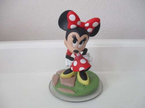 DISNEY INFINITY - MINNIE MOUSE FIGUIRINE WITH SERIAL NUMBER