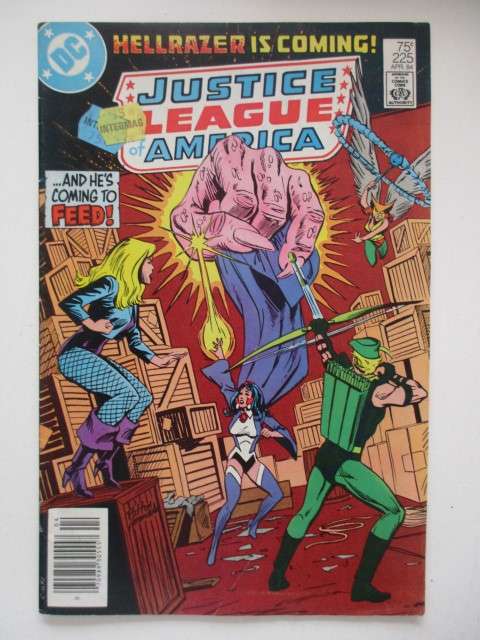 DC COMICS - JUSTICE LEAGUE OF AMERICA - NO. 225  1984  -   LOVELY CONDITION