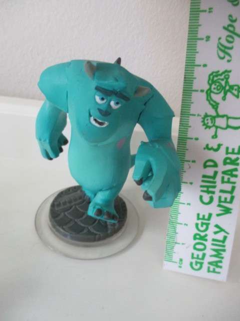 MONSTERS INC. SMALL FIGUIRINE