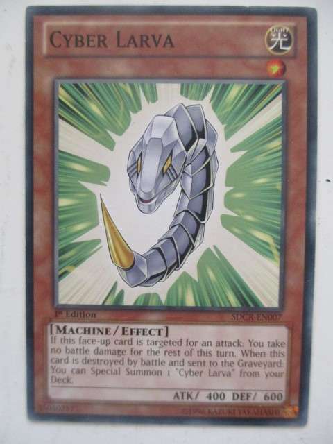 YU-GI-OH  TRADING CARD 1ST EDITION  CYBER LARVA