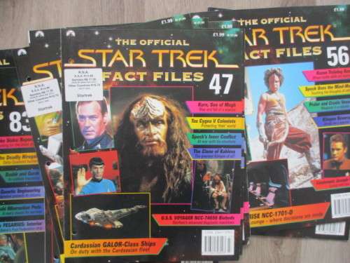 ABOUT 8 KG OF STAR TREK FACT FILES A FEW MISSING