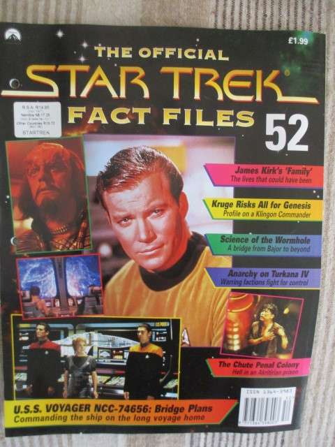 ABOUT 8 KG OF STAR TREK FACT FILES A FEW MISSING