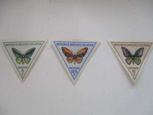 LOT OF 3 PREVIOUSLY MOUNTED INDONESIA STAMPS BUTTERLY 1952