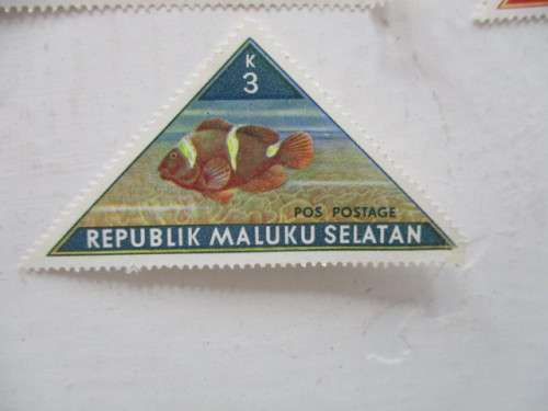 LOT OF  INDONESIA  STAMPS PREVIOUSLY MOUNTED STAMPS