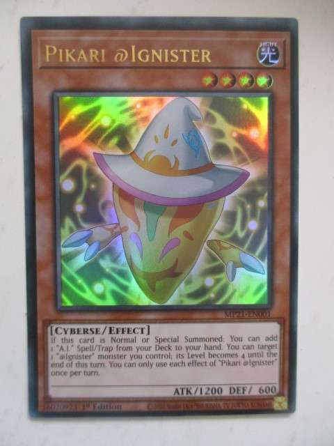 YU-GI-OH TRADING CARD  - PIKARI @IGNISTER  FOIL CARD