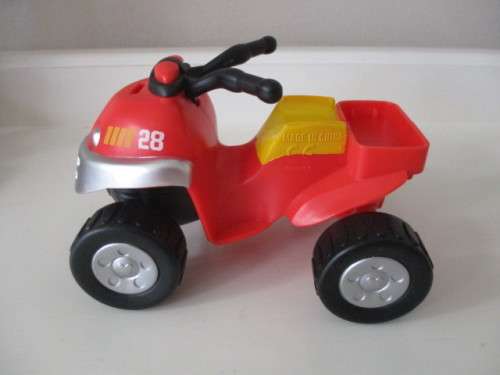 VINTAGE FORMULA ONE MICKEY RACER ON FOUR WHEELER