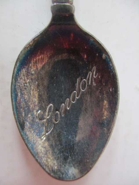 VINTAGE TO ANTIQUE CORONATION TEASPOON WITH MARKINGS