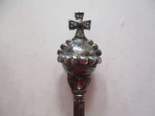 VINTAGE TO ANTIQUE CORONATION TEASPOON WITH MARKINGS