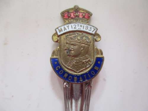 VINTAGE 1937 CHROME PLATED SOUVENIOR  CORONATION TEASPOON