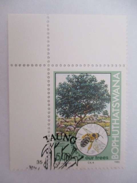 BOPHUTHATSWANA - SET OF TREE MINT STAMPS -  1985