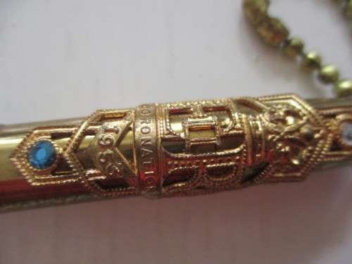 BEAUTIFUL UNUSUAL PEN TO CELEBRATE THE CORONATION OF THE QUEEN  - 1953