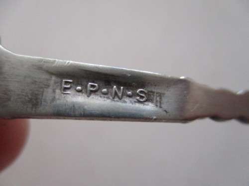 VINTAGE TEASPOON CORONATION OF KING GEORGE AND ELIZABETH - 1937  - EPNS