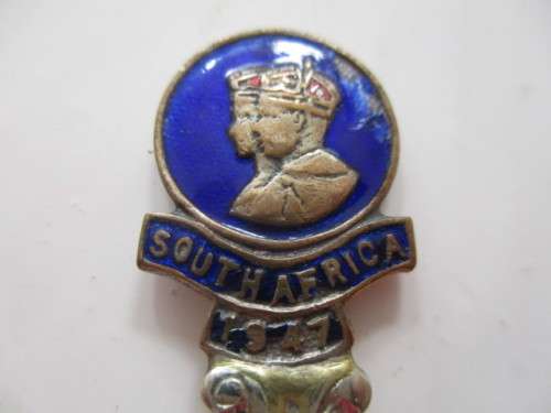 VINTAGE SOUVENIER TEASPOON - THE ROYAL VISIT - 1947