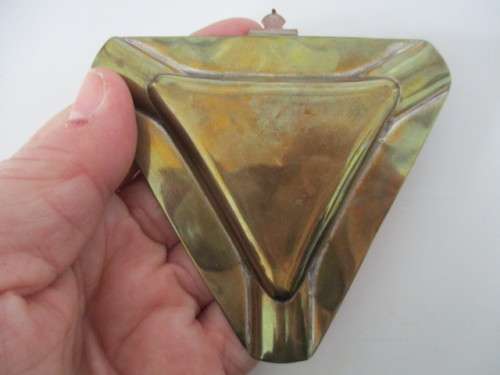 VINTAGE TO ANTIQUE TRIANGLE ASHTRAY TO COMMEMORATE  KING GEORGE THE V AND QUEEN MARY SILVER JUBILEE