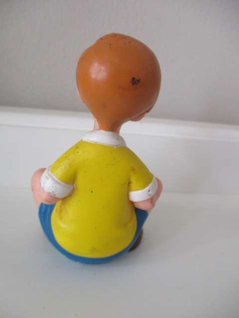 LOVELY VINTAGE DISNEY CHARACTER FIGUIRINE - CHRISTOPHER ROBIN FROM WINNIE THE POOH