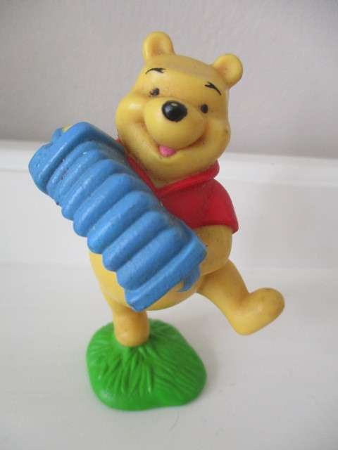 VINTAGE   DISNEY CHARACTER WINNIE THE POOH - THE POOH