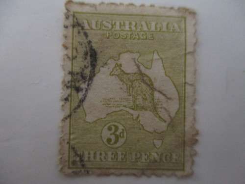 AUSTRALIA  LOT  OF 3 OLD USED STAMPS