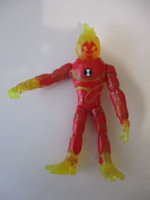 BEN - 10 FIGURE WITH SERIAL NUMBER -  APP 12 CM TALL