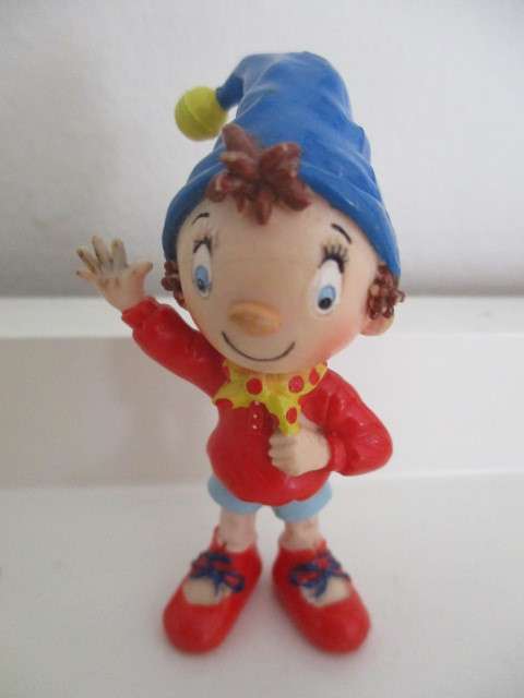 NODDY  7 PIECE SET - BIG EARS, MR. PLOD, TESSY BEAR,  BUMPY DOG, MR. WOBBLY AND THE CAR