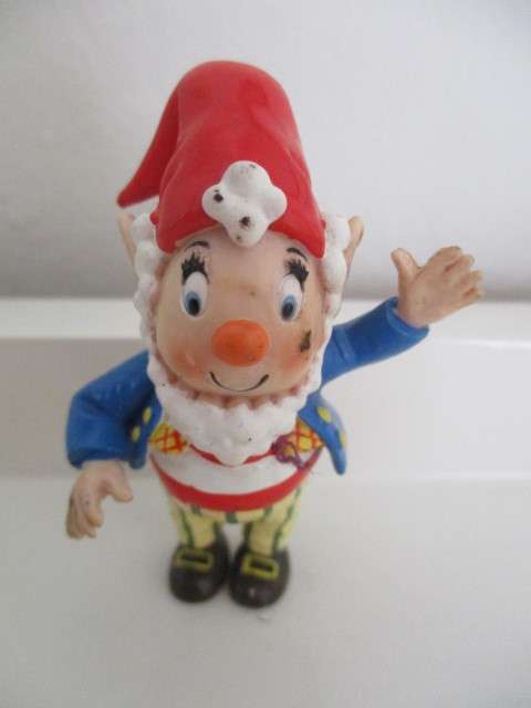 NODDY  7 PIECE SET - BIG EARS, MR. PLOD, TESSY BEAR,  BUMPY DOG, MR. WOBBLY AND THE CAR