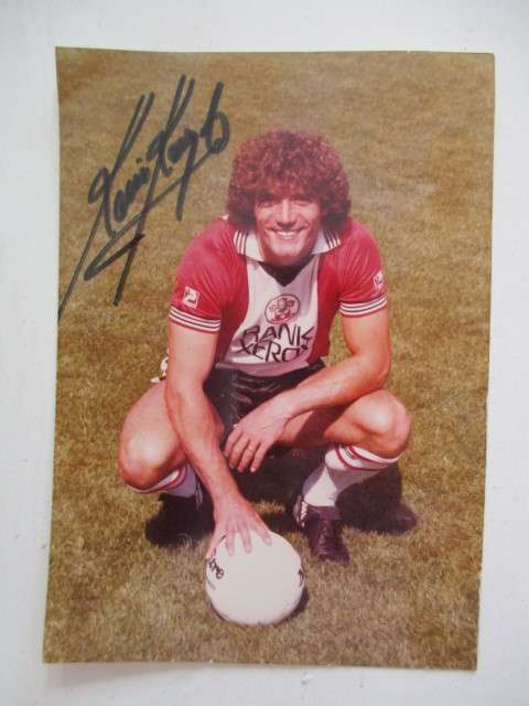 AUTOGRAPHED / SIGNED - KEVIN KEEGAN SOCCER PLAYER  - SOUTHAMPTON  POSTCARD SIZE PHOTOGRAPH