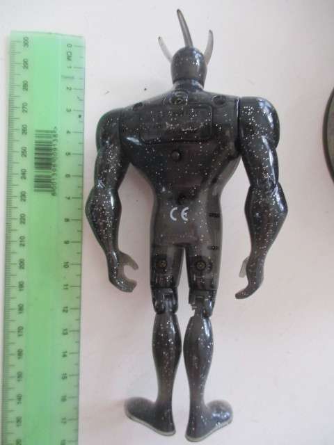 VINTAGE BEN 10 FIGURE -