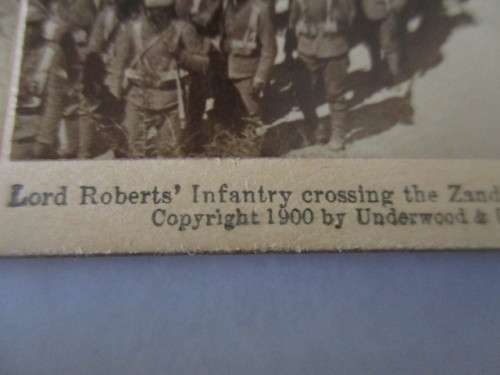 BOER WAR - STEREOSCOPE CARD - LORD ROBERTS INFANTRY CROSSING THE ZAND RIVER - 1900