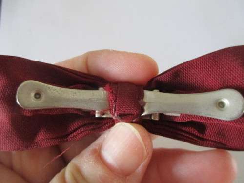 VINTAGE CLIP ON  BOW TIE - 50`S - 60`S