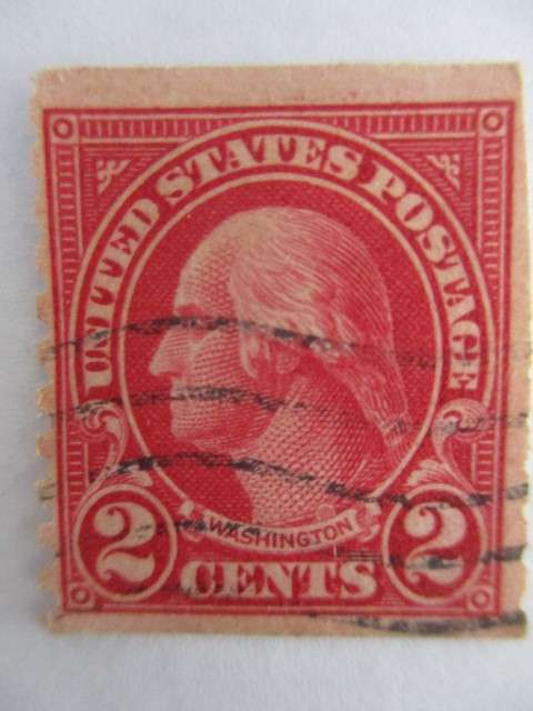 AMERICA  2 USED STAMPS GEORGE WASHINGTON AND BEN FRANKLIN