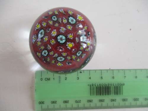 BEAUTIFUL ITALIAN MERANO GLASS ROUND PAPER WEIGHT MADE IN ITALY