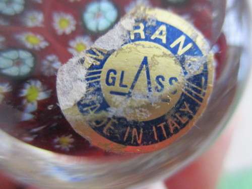 BEAUTIFUL ITALIAN MERANO GLASS ROUND PAPER WEIGHT MADE IN ITALY