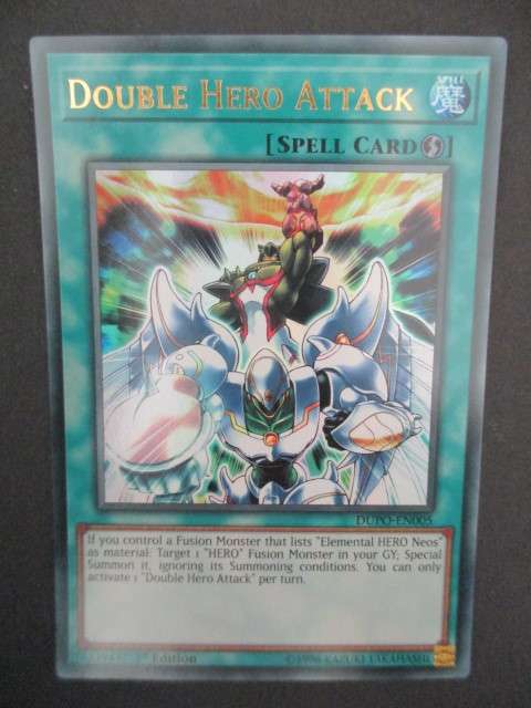 YU-GI-OH TRADING CARD - DOUBLE HERO ATTACK / FOIL CARD / SHINY CARD