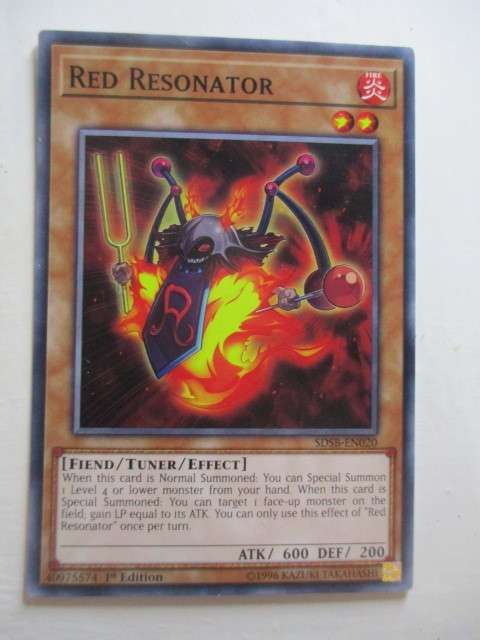 YU-GI-OH TRADING CARD - RED RESONATOR