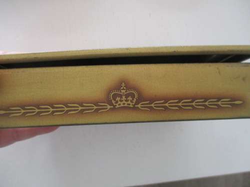 VINTAGE QUEEN ELIZABETH  WILLS GOLD FLAKE CIGARETTES 1953 CORONATION