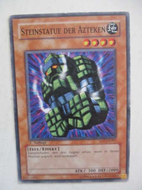 YU-GI-OH TRADING CARD - GERMAN - STONE STATUE OF THE AZTECS