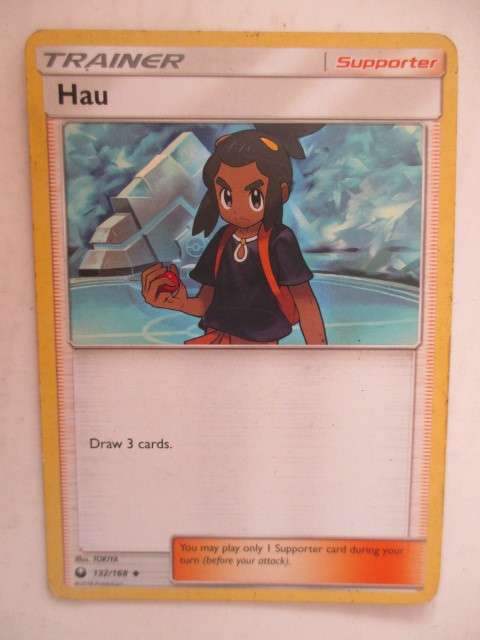 POKEMON TRADING CARD - TRAINER - HAU