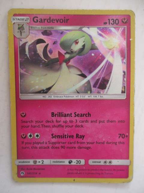 POKEMON TRADING CARD - GARDEVOIR / FOIL CARD / SHINY
