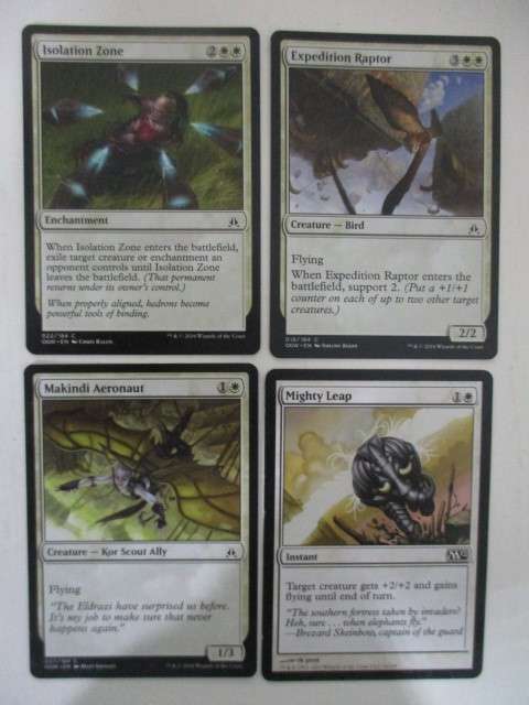 MAGIC THE GATHERING TRADING CARDS LOT OF 4