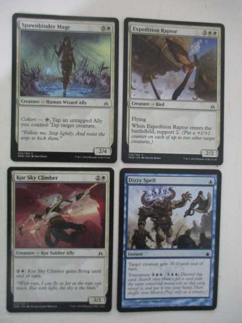 MAGIC THE GATHERING TRADING CARDS LOT OF 4
