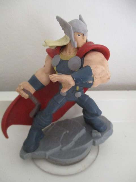 DISNEY`S THOR - FIGURE WITH SERIAL NUMBER