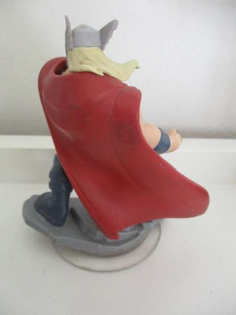 DISNEY`S THOR - FIGURE WITH SERIAL NUMBER
