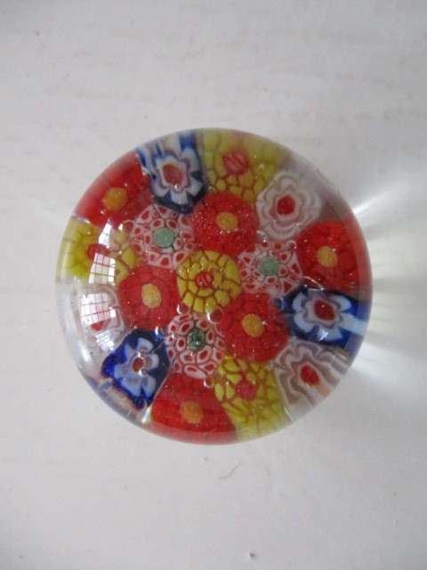 BEAUTIFUL SMALL MERANO PAPER WEIGHT