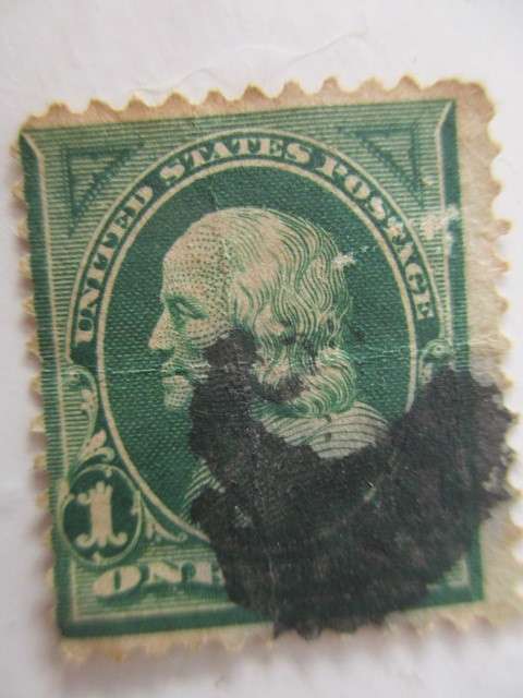 AMERICA BEN FRANKLIN  ONE CENT STAMP USED