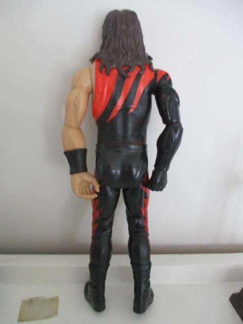 LOVELY WWE - FIGURE - ```KANE``` 29 CM  TALL MAY BE FROM MC DONALDS